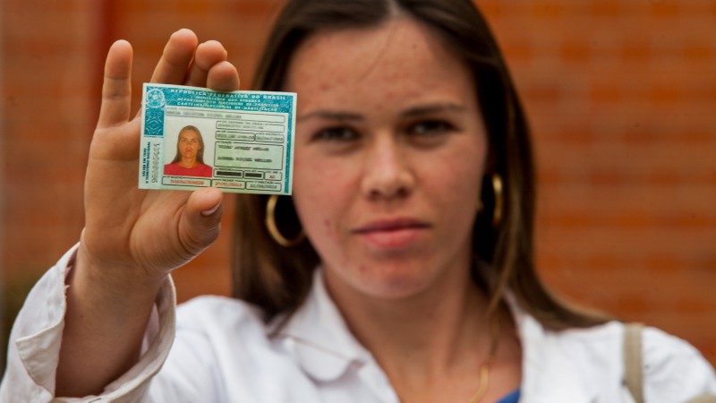 Beneficiados pela CNH Social de São Francisco de Paula recebem documento