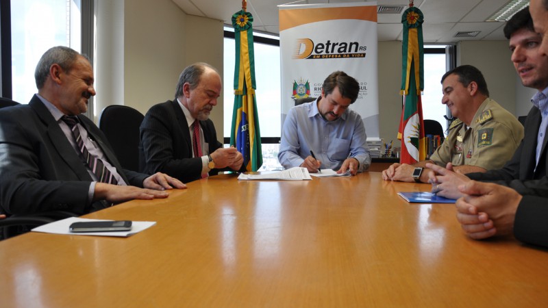 Detran/RS, BM e SSP firmaram acordo