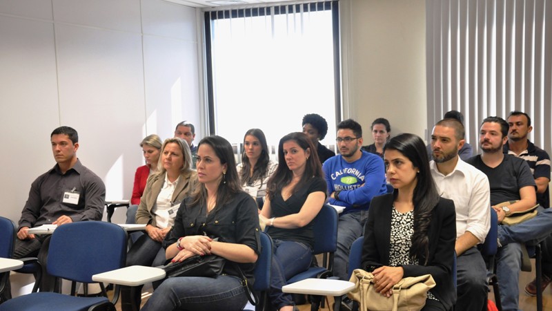 Novos servidores foram empossados nesta segunda-feira