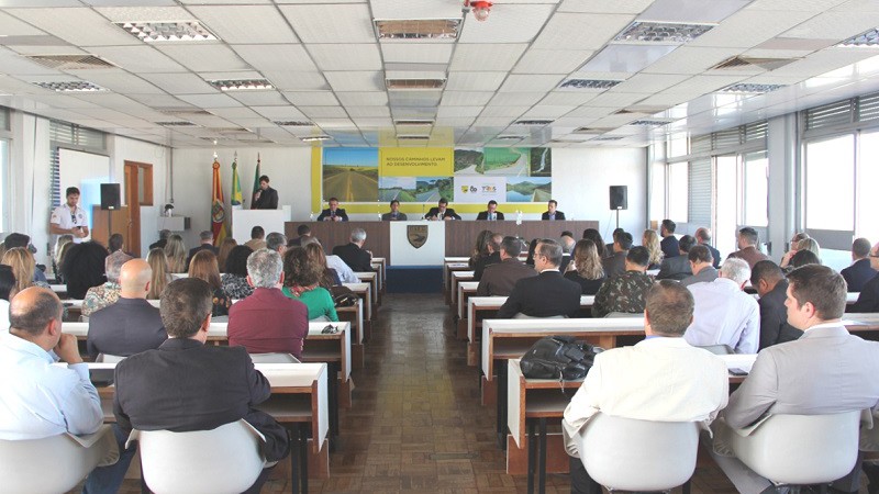 Conselheiros titulares e suplentes foram indicados por suas instituições e nomeados pelo governador