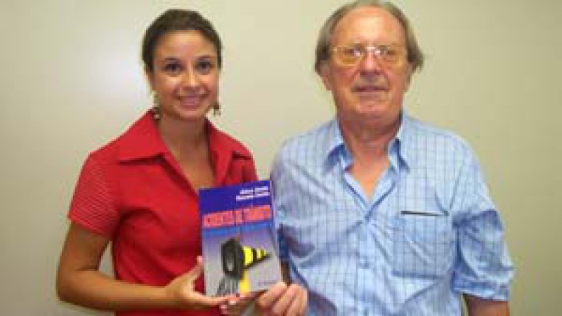 Confira o artigo As Leis da Física na Conduçãode Motocicletas de Ático e Renata Dotta
