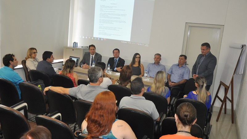 Encontro aconteceu no auditório do SindiCFC
