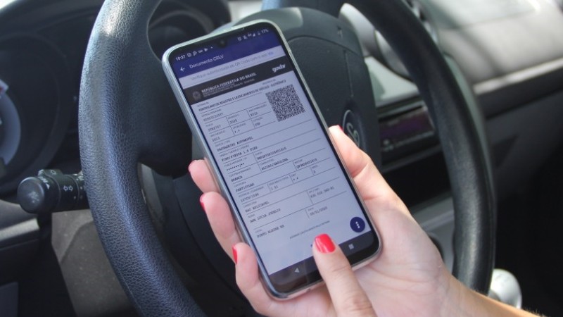 Documentos de propriedade e de licenciamento serão unificados, por decisão federal, no app Carteira Digital de Trânsito